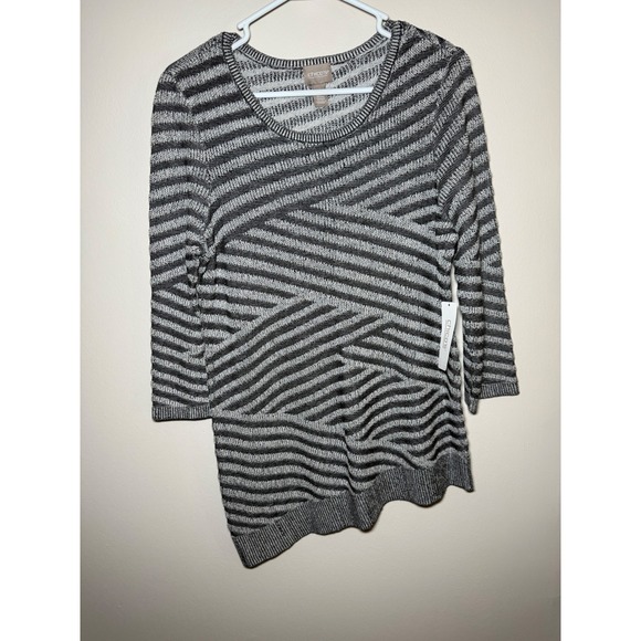 Chico's Sweaters - NWT Chicos Women's Sz 1 Black & Grey Striped Asymmetric Hem Sweater